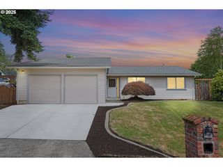 4920 Sw BUTTERNUT Pl, Beaverton, OR 97078