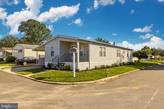 209 SUNNYSIDE LN, Williamstown, NJ 08094