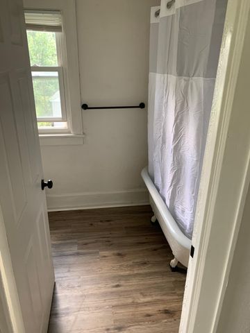 1411 Genessee Avenue, Columbus, OH 43211