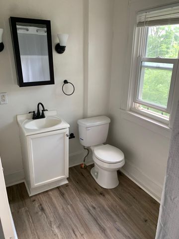 1411 Genessee Avenue, Columbus, OH 43211