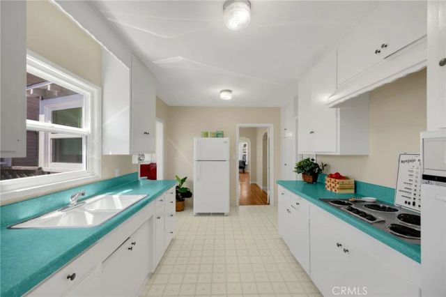 232 Lois Street, La Habra, CA 90631