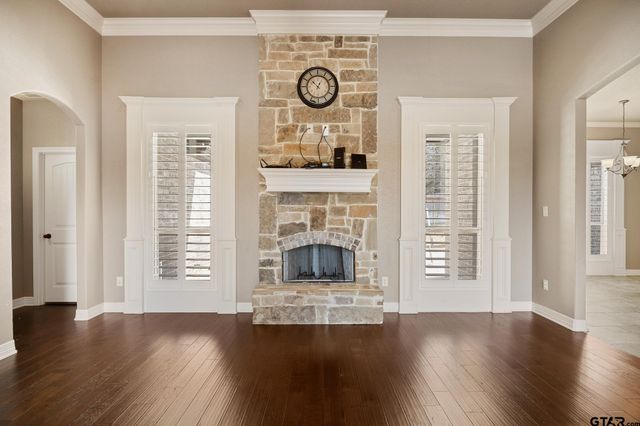 7726 Cherryhill Dr, Tyler, TX 75703