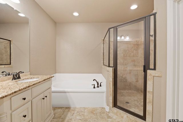 7726 Cherryhill Dr, Tyler, TX 75703