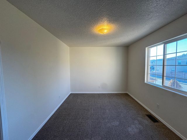 8300 Bluffs Edge Place NW, Albuquerque, NM 87120