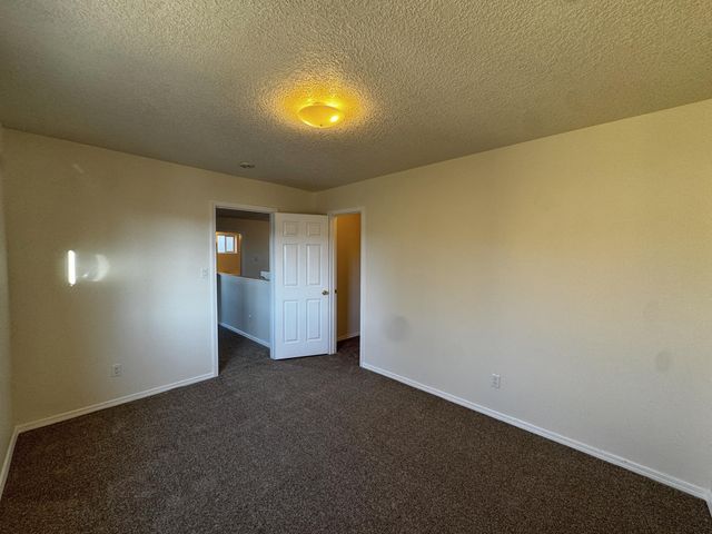 8300 Bluffs Edge Place NW, Albuquerque, NM 87120