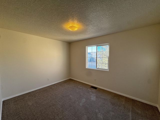 8300 Bluffs Edge Place NW, Albuquerque, NM 87120