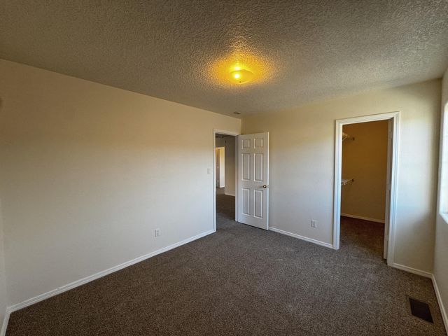 8300 Bluffs Edge Place NW, Albuquerque, NM 87120