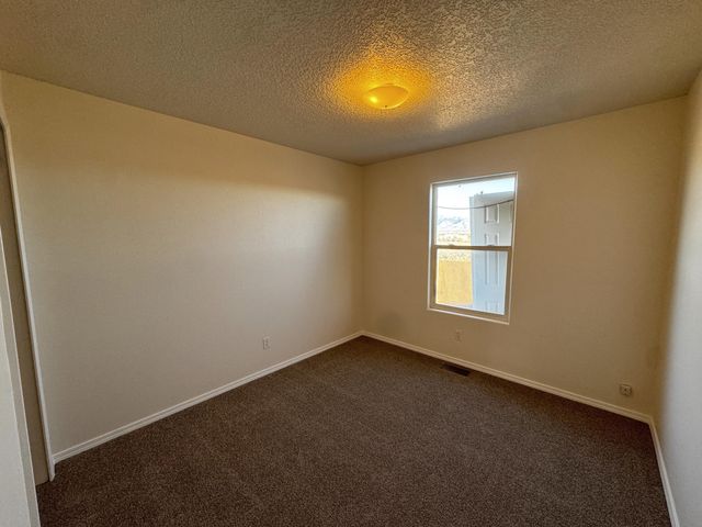 8300 Bluffs Edge Place NW, Albuquerque, NM 87120