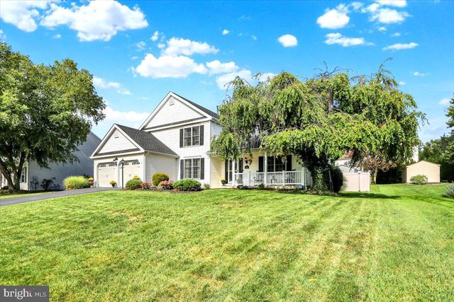 1113 STONEHENGE DR, Reading, PA 19606