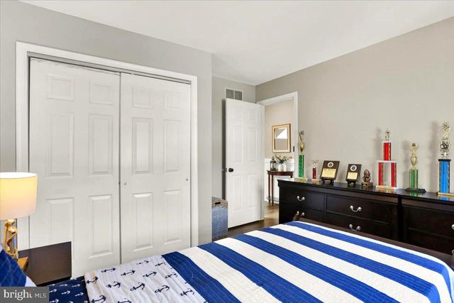 1113 STONEHENGE DR, Reading, PA 19606