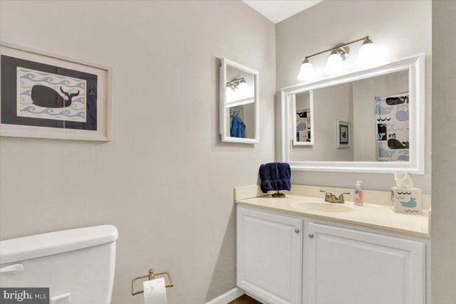 1113 STONEHENGE DR, Reading, PA 19606