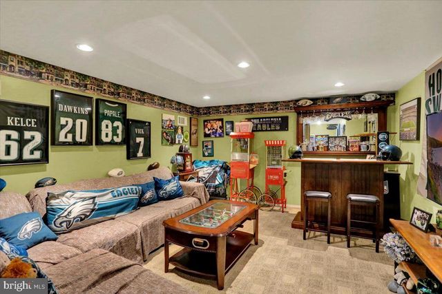 1113 STONEHENGE DR, Reading, PA 19606