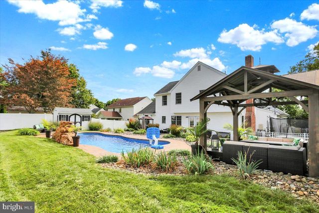 1113 STONEHENGE DR, Reading, PA 19606