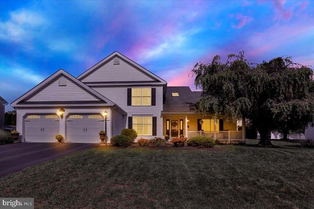 1113 STONEHENGE DR, Reading, PA 19606