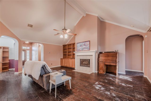 7714 Broken Arrow Street, Baytown, TX 77521