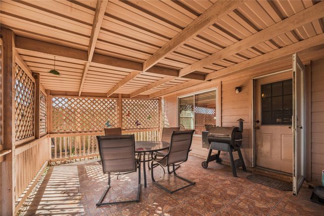 7714 Broken Arrow Street, Baytown, TX 77521