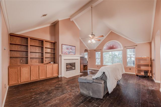 7714 Broken Arrow Street, Baytown, TX 77521