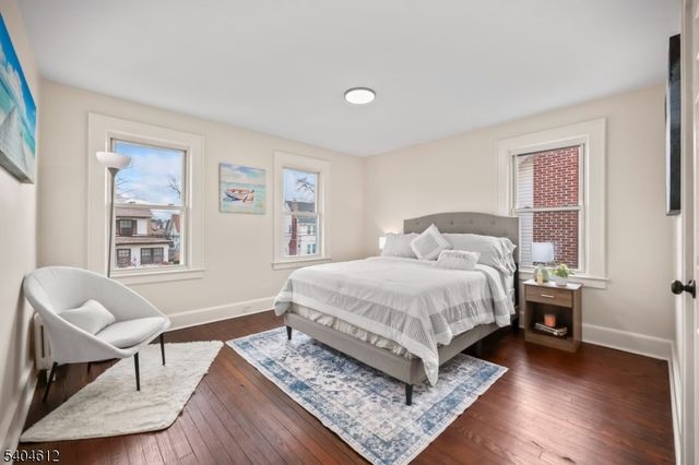 21 Eastern Pkwy, Newark City, NJ 07106