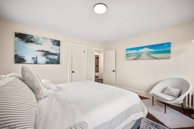 21 Eastern Pkwy, Newark City, NJ 07106