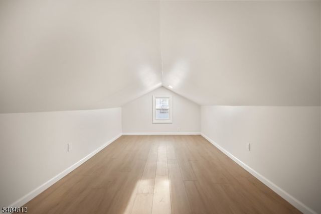 21 Eastern Pkwy, Newark City, NJ 07106