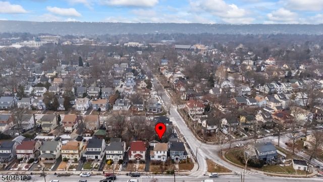 21 Eastern Pkwy, Newark City, NJ 07106