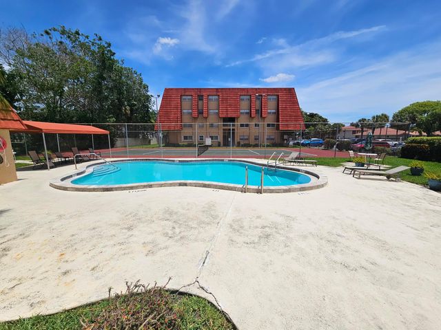 22605 SW 66th Avenue 114, Boca Raton, FL 33428