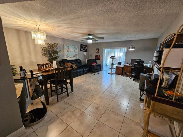 22605 SW 66th Avenue 114, Boca Raton, FL 33428