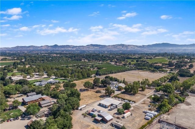 1515 Alamo Pintado Road, Solvang, CA 93463