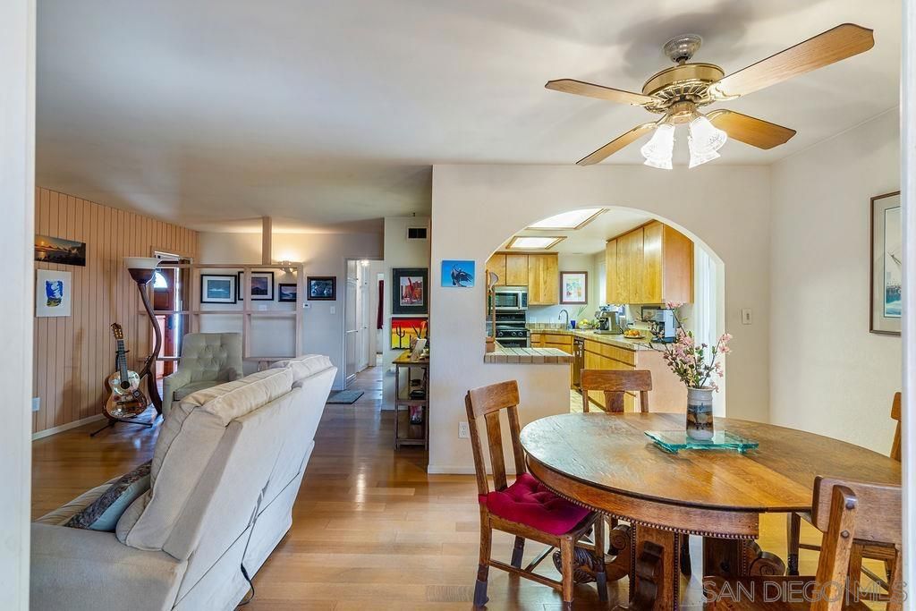 Image 18 of property listing at 4210 Moraga Ave, San Diego, CA 92117