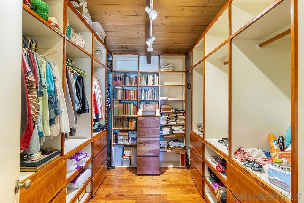 Image 31 of property listing at 4210 Moraga Ave, San Diego, CA 92117