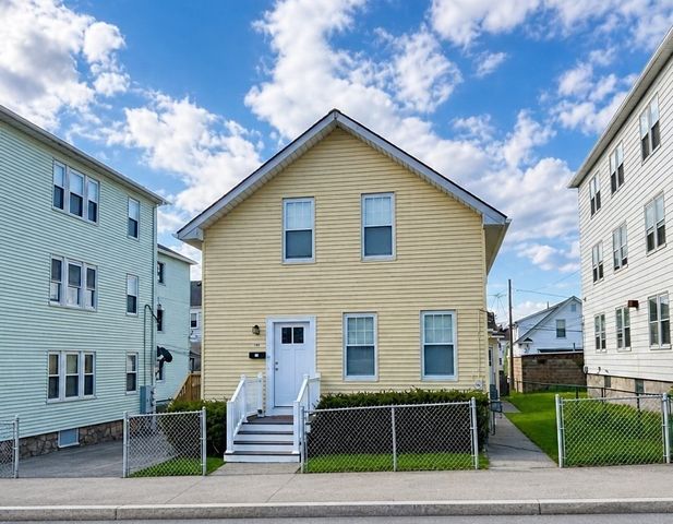 16 Caprera Rd 16, Worcester, MA 01604