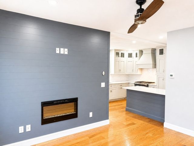 16 Caprera Rd 16, Worcester, MA 01604