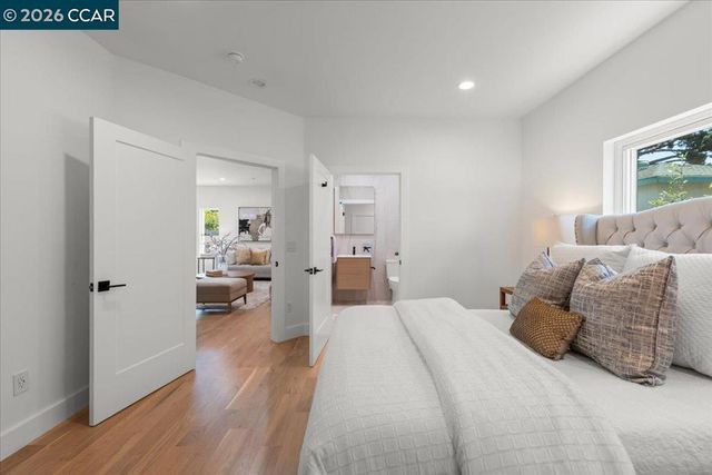 714 4Th Ave, San Bruno, CA 94066