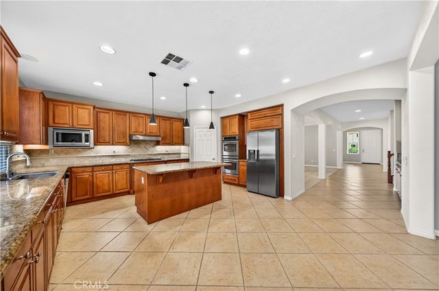 37663 Botanica Place, Murrieta, CA 92562