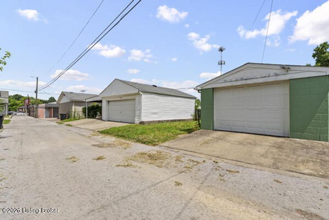824 E Burnett Ave, Louisville, KY 40217