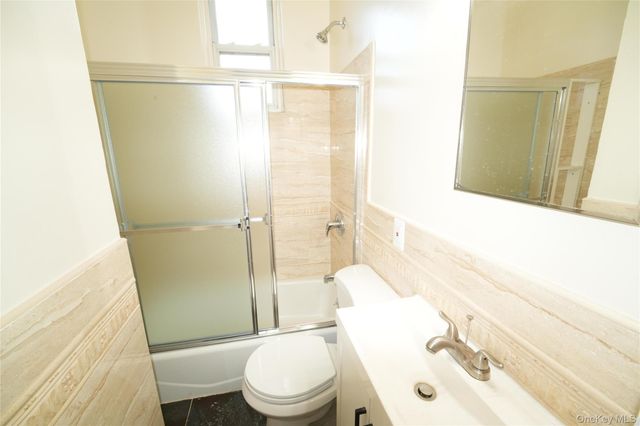 6040 55th Drive, Maspeth, NY 11378