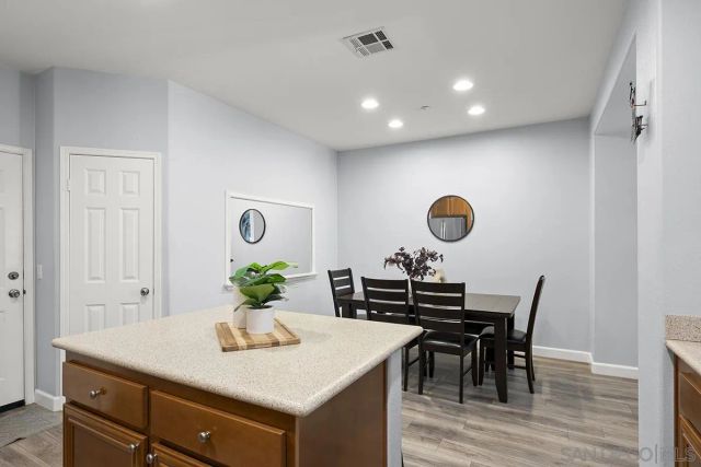 7885 Via Montebello 2, San Diego, CA 92129