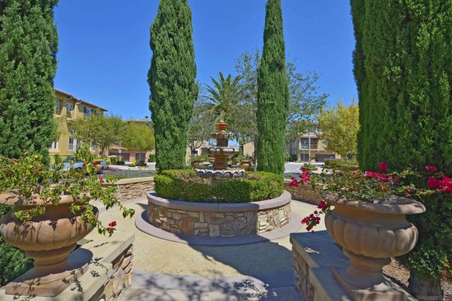 7885 Via Montebello 2, San Diego, CA 92129
