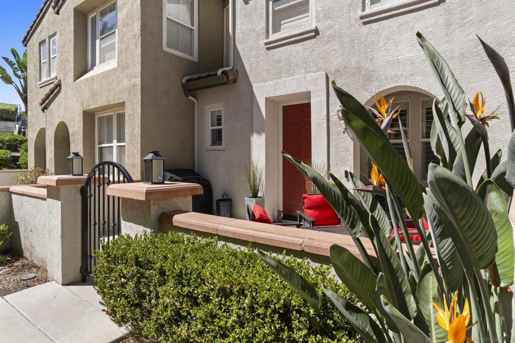 7885 Via Montebello 2, San Diego, CA 92129