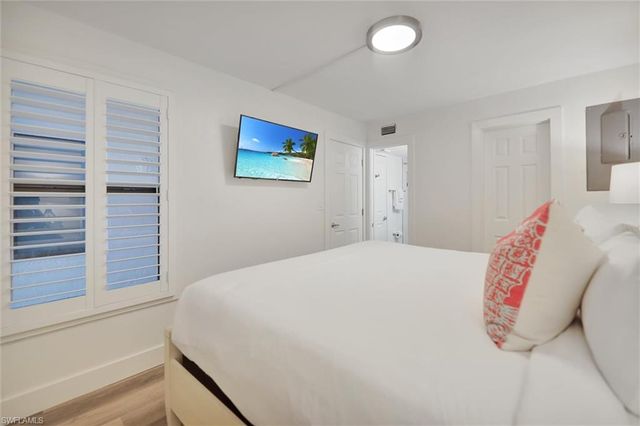 2113 Gulf Beach Villas, Captiva, FL 33924