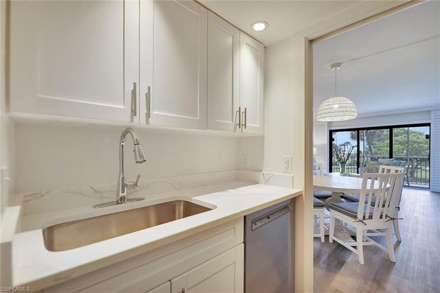 2113 Gulf Beach Villas, Captiva, FL 33924