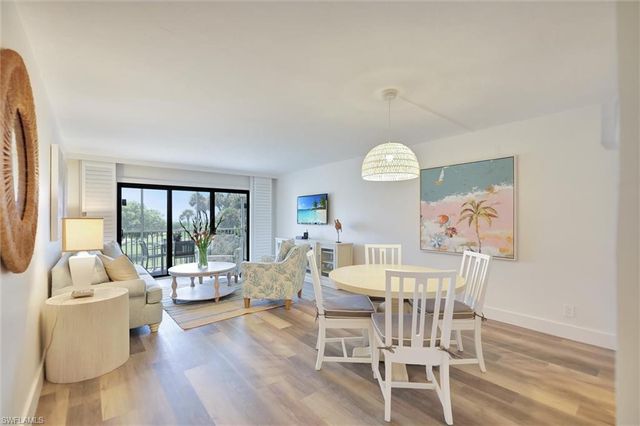 2113 Gulf Beach Villas, Captiva, FL 33924