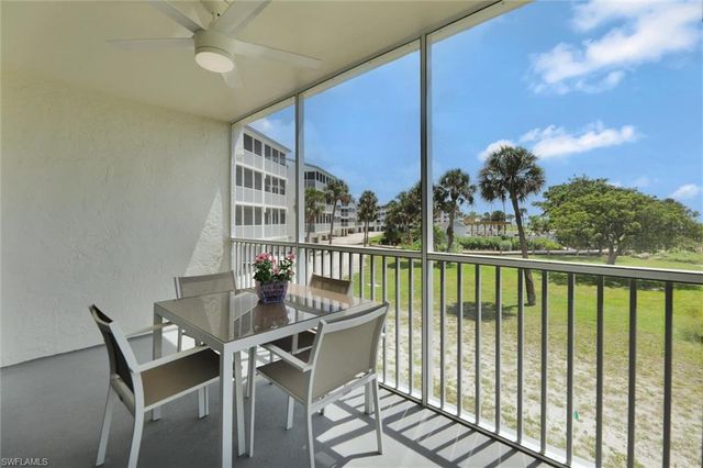 2113 Gulf Beach Villas, Captiva, FL 33924