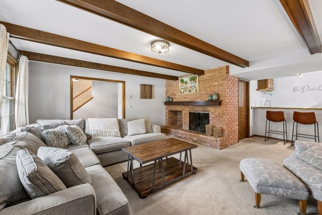 2150 Aquila Avenue N, Golden Valley, MN 55427