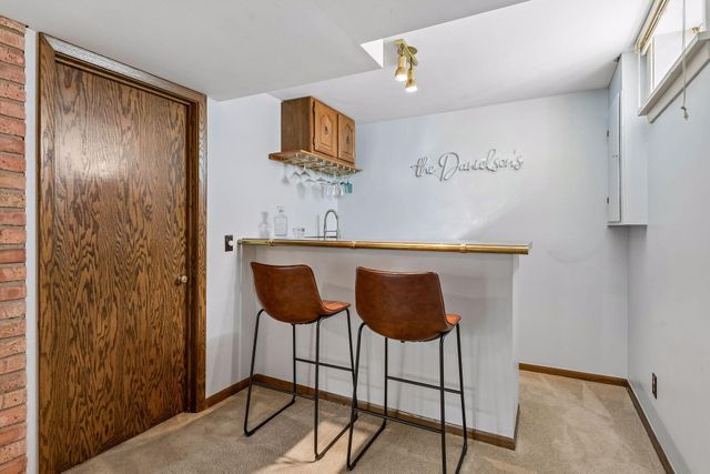 2150 Aquila Avenue N, Golden Valley, MN 55427