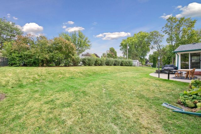 2150 Aquila Avenue N, Golden Valley, MN 55427