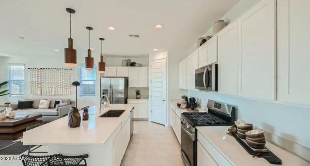 9809 W MULBERRY Drive, Phoenix, AZ 85037