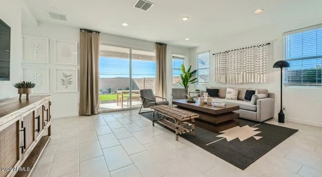 9809 W MULBERRY Drive, Phoenix, AZ 85037