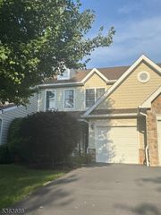 19 Patriot Hill Dr, Bernards Twp., NJ 07920