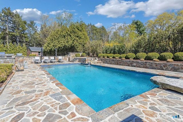 20 Brushwood Road, Stamford, CT 06903